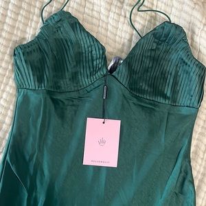 HELLO MOLLY NWT LONG EMERALD GREEN DRESS